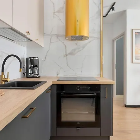 Apartamento Stylish With Parking And Balcony By Renters Gdynia