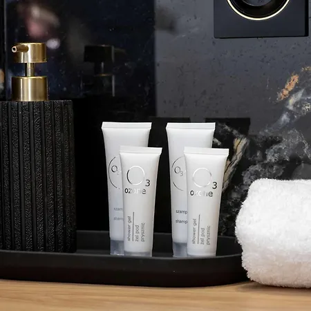 Stylish With Parking And Balcony By Renters Apartamento